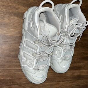 Authentic Nike uptempo sneakers hard to find color combo